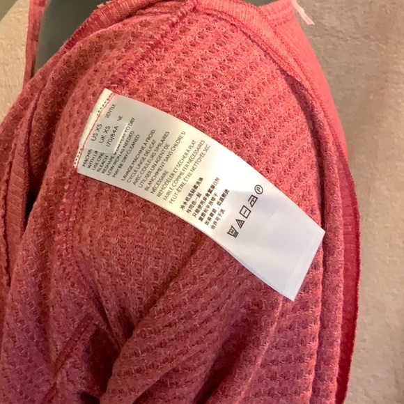 BNWT Free People Oversized Long Sleeve Tee - Picture 10 of 16